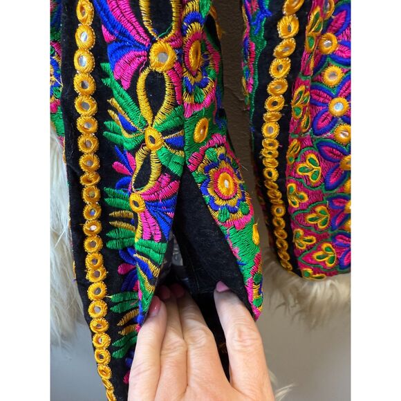 Ooto Multicolor Afghan Coat Women's Size S/M Boho Embroidered - Picture 7 of 7